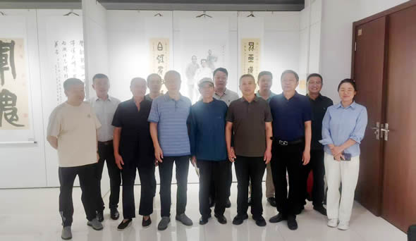 周村区老促会举行纪念中国人民抗战 暨世界反法西斯战争胜利80周年专题座谈会活动